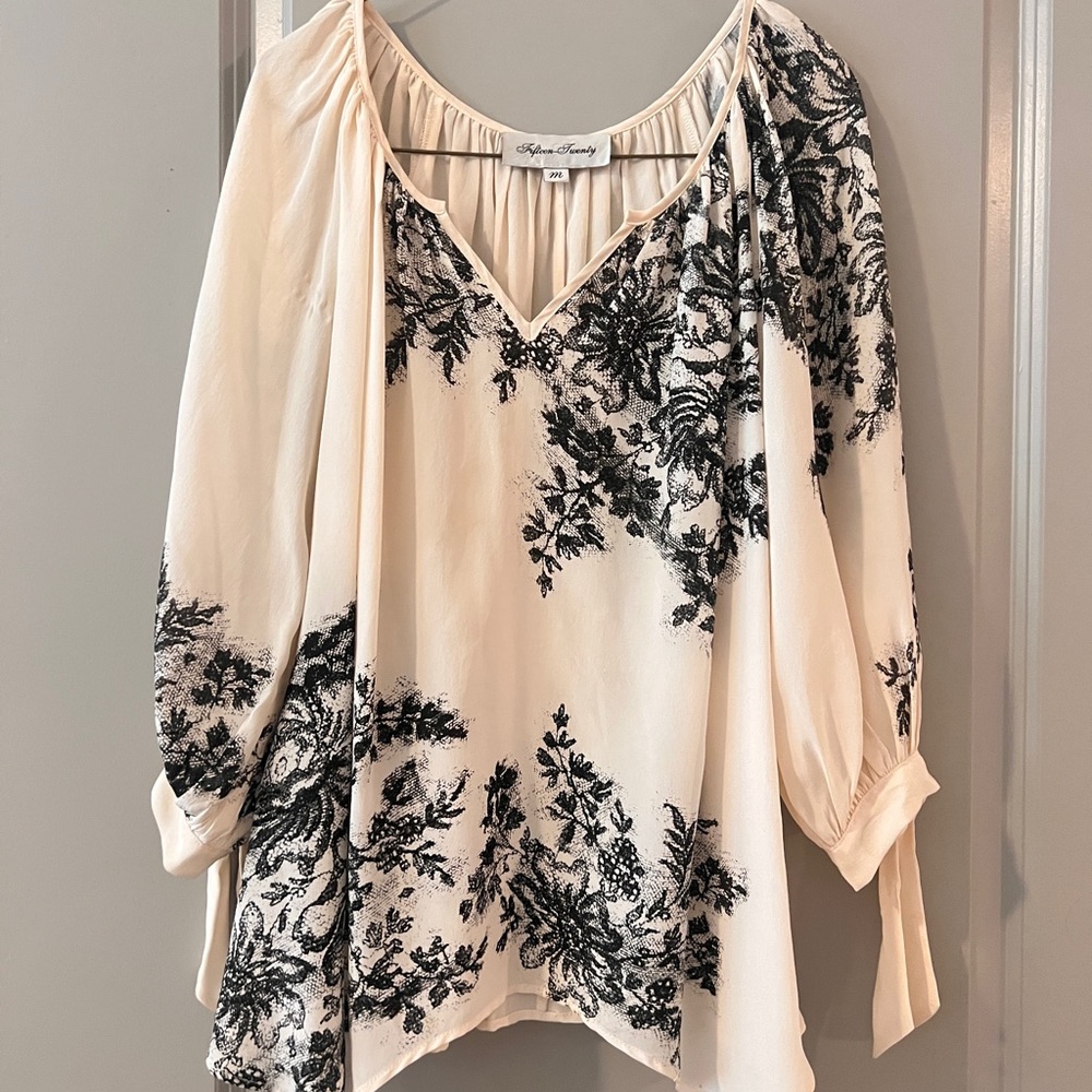 Fifteen Twenty 100% Silk Ivory and Black Floral Blouse